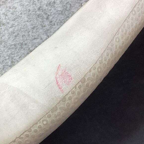 Allbirds Wool Runner - Men's Size 9 - Light Gray Merino Wool - Running Shoes - Picture 8 of 10